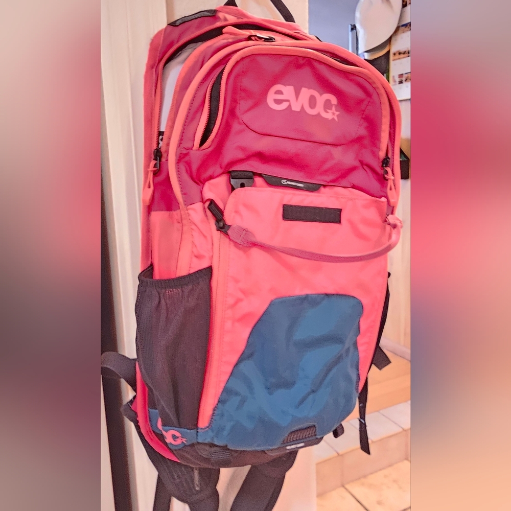 Evoc helmet backpack